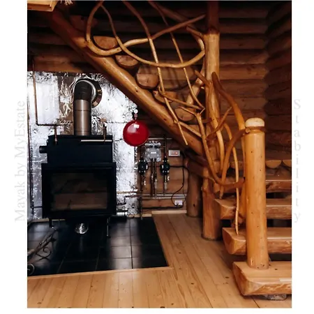 Mayak Chalet Mykulychyn